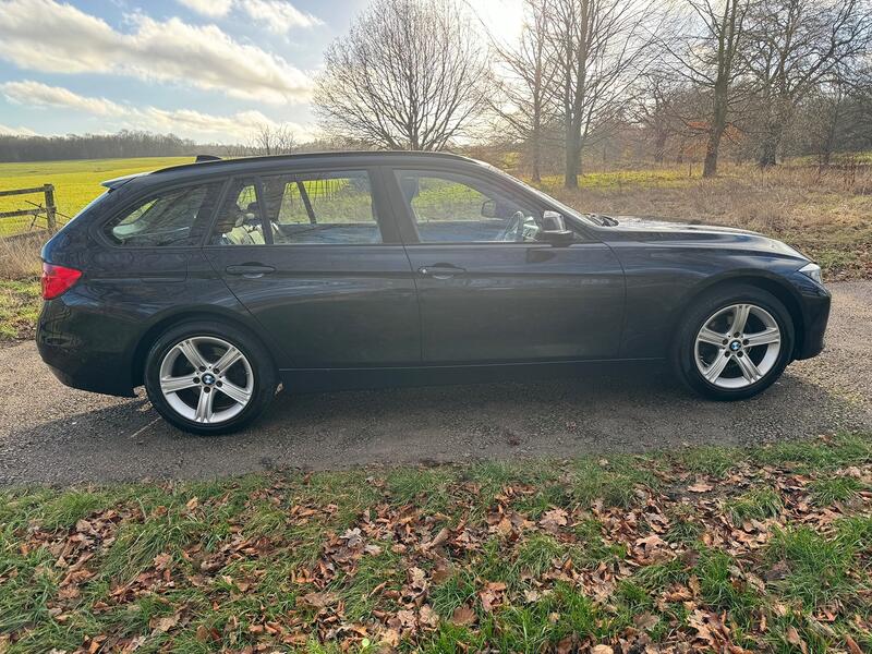 BMW 3 SERIES