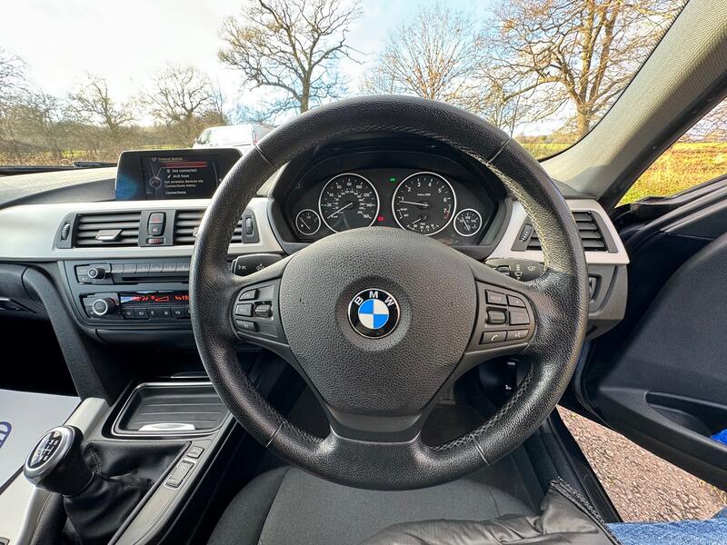 BMW 3 SERIES