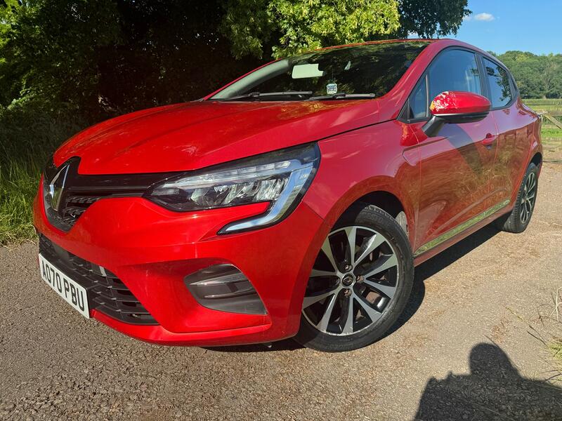 View RENAULT CLIO 1.0 Iconic TCe 100 Auto CVT