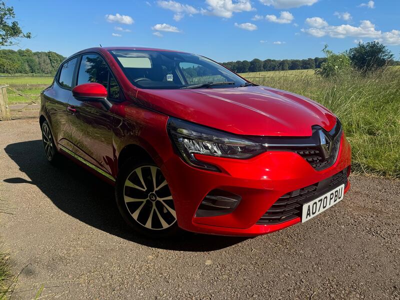 View RENAULT CLIO 1.0 Iconic TCe 100 Auto CVT
