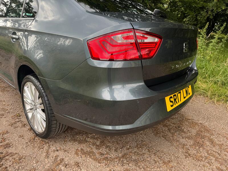 SEAT TOLEDO