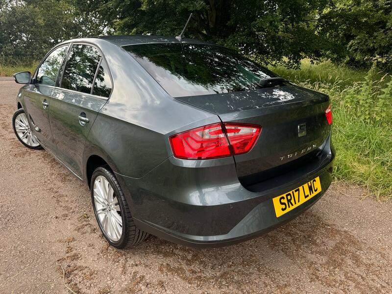 SEAT TOLEDO