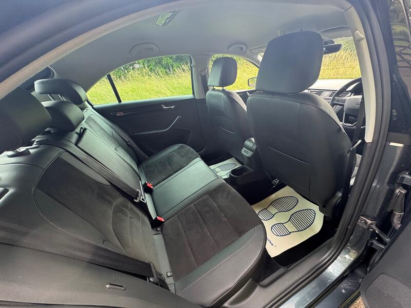 SEAT TOLEDO