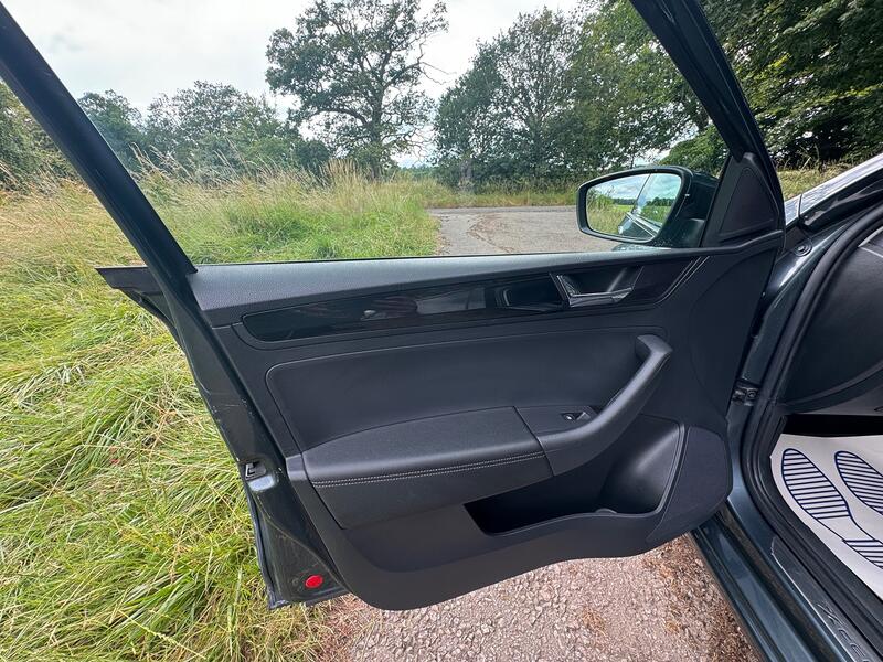 SEAT TOLEDO