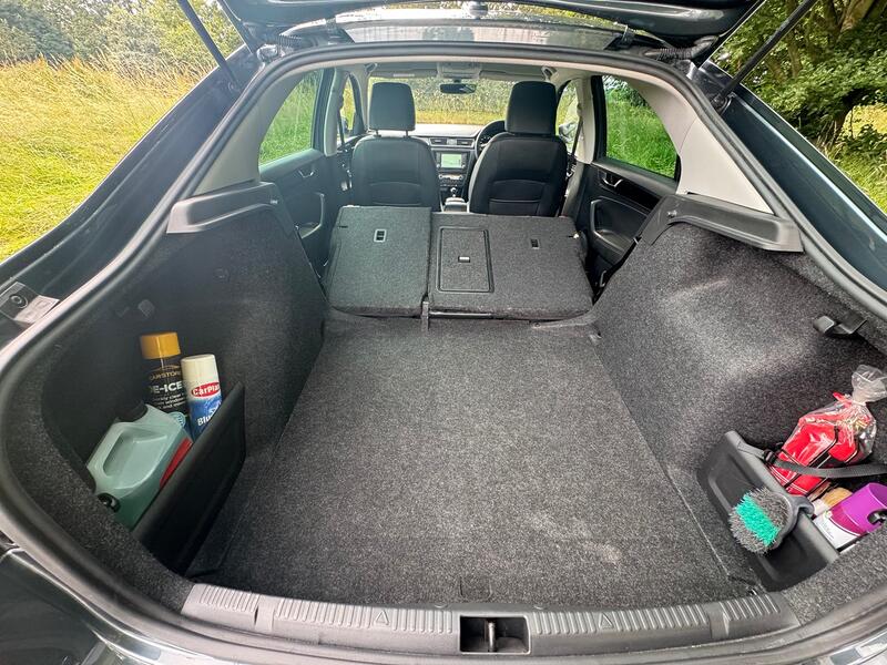 SEAT TOLEDO