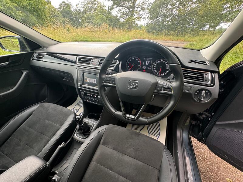 SEAT TOLEDO