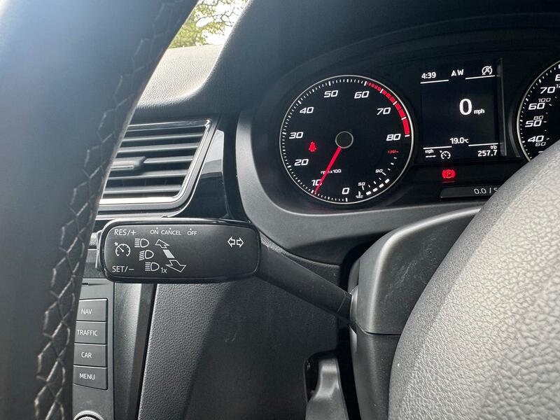 SEAT TOLEDO