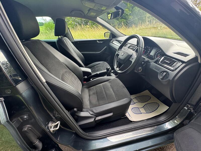 SEAT TOLEDO