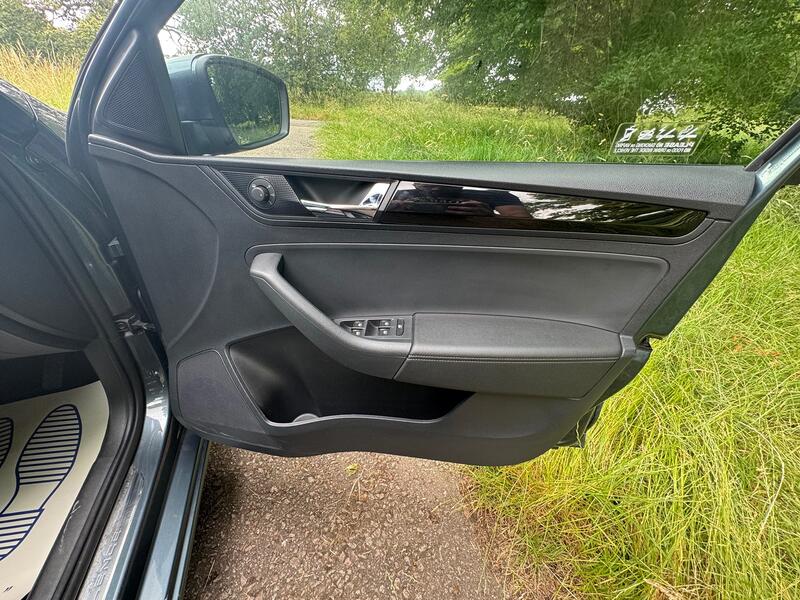 SEAT TOLEDO