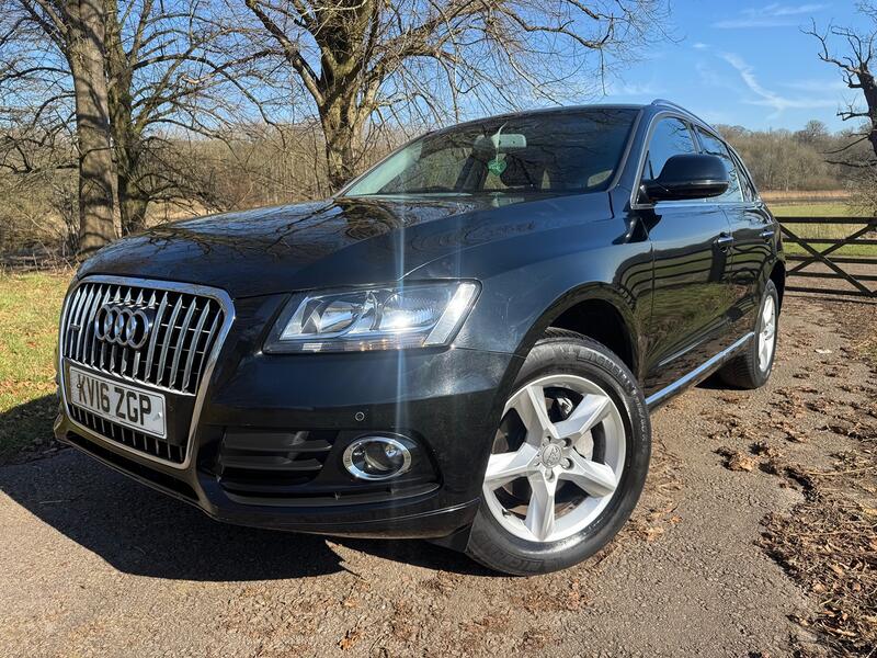 View AUDI Q5 2.0 TDI SE