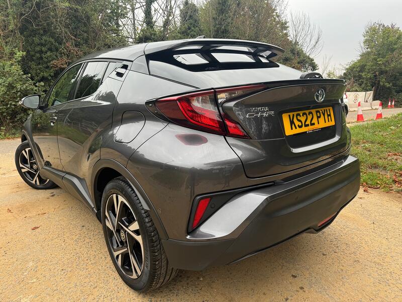 View TOYOTA C-HR 1.8 VVT-h Design