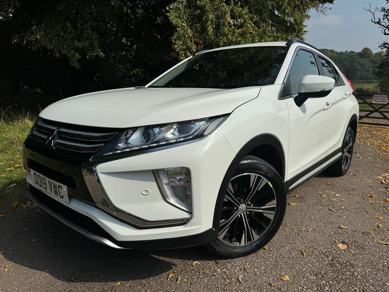 View MITSUBISHI ECLIPSE CROSS 1.5 T 3