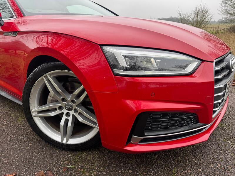 View AUDI A5 2.0 TDI S line