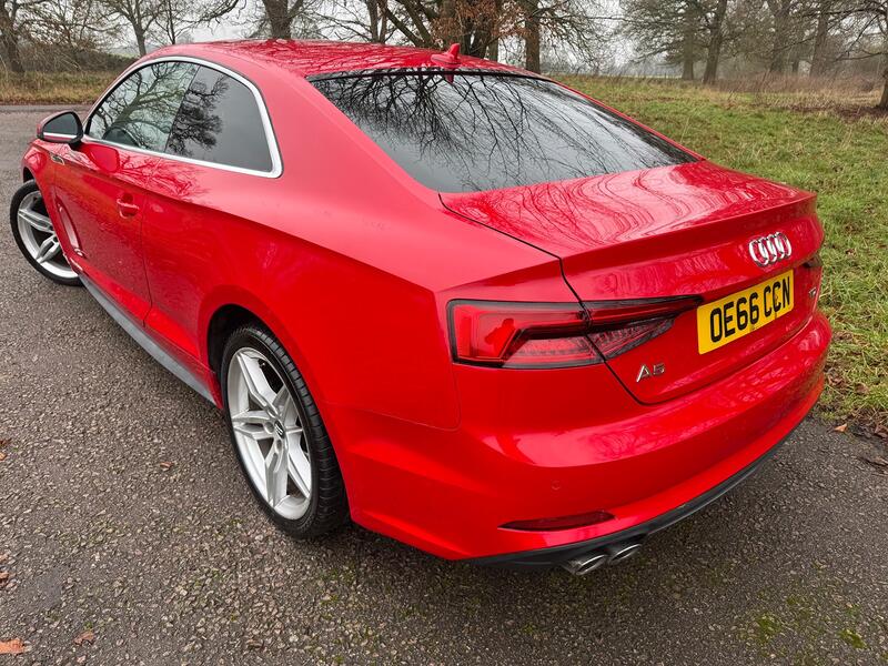 View AUDI A5 2.0 TDI S line