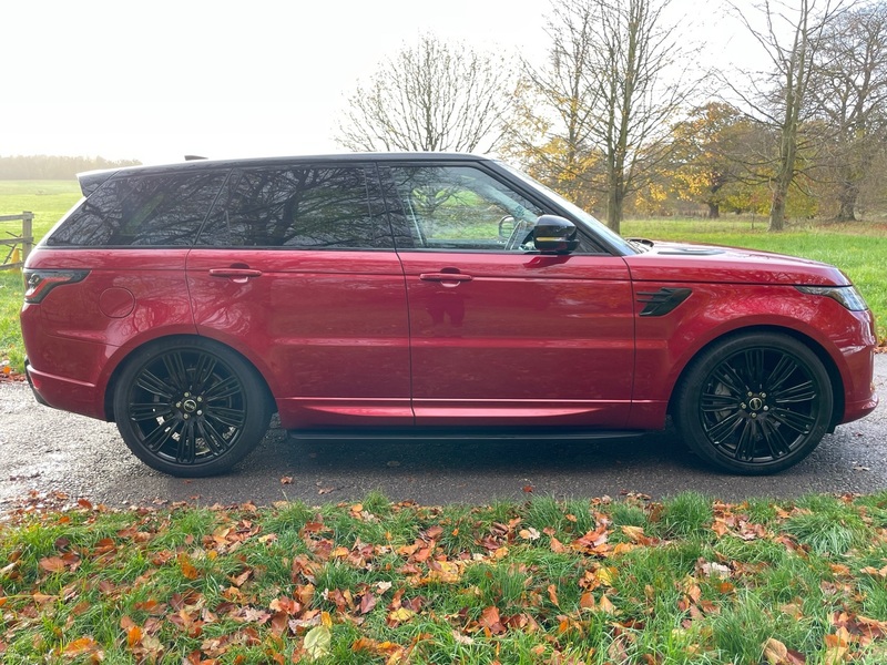 View LAND ROVER RANGE ROVER SPORT V6 HSE DYNAMIC