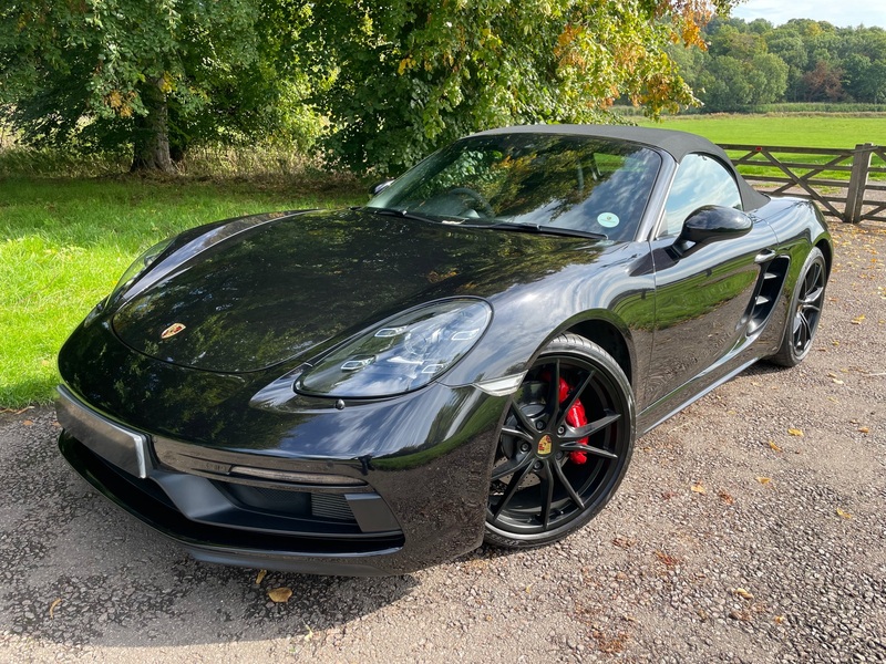 View PORSCHE 718 BOXSTER GTS PDK