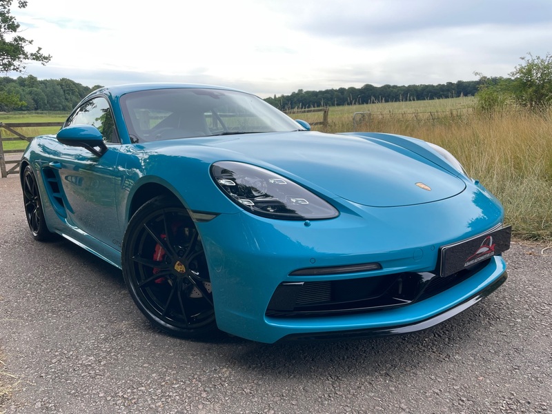 View PORSCHE 718 CAYMAN GTS PDK