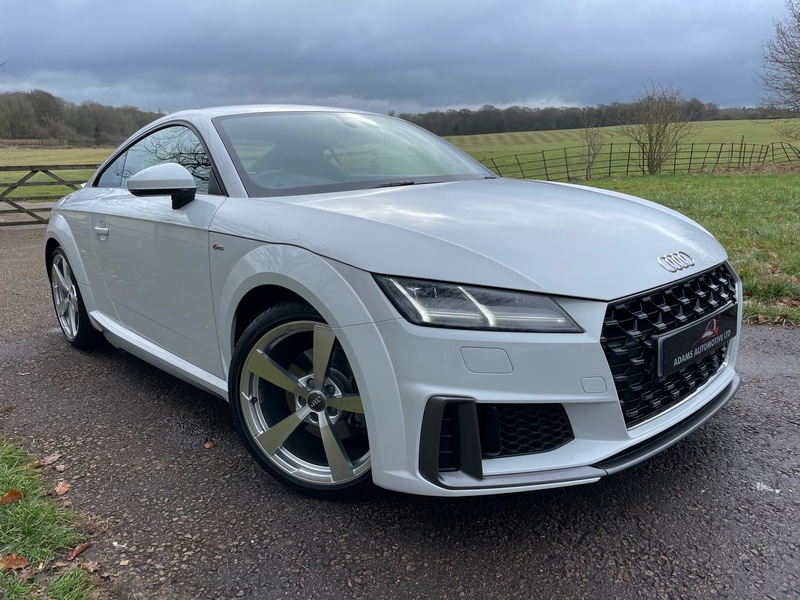 View AUDI TT TFSI S LINE