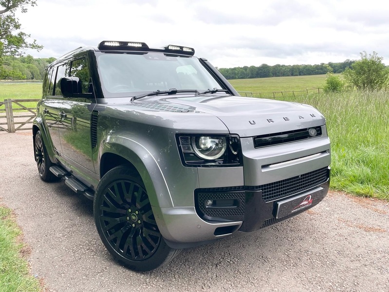 View LAND ROVER DEFENDER SE