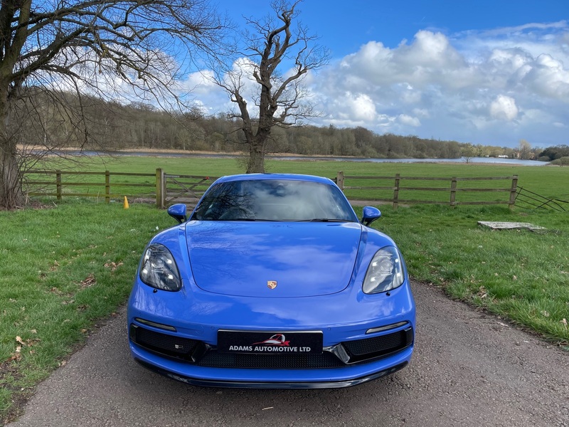 PORSCHE 718